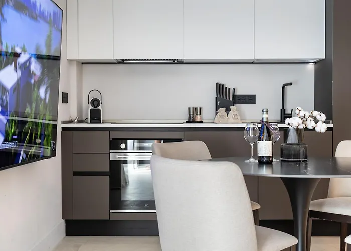 Luxurious 1br Azulis Suite#1 In Historical Centre * Olbia