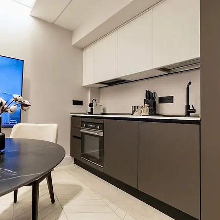 Luxurious 1br Azulis Suite#1 In Historical Centre Apartamento Olbia