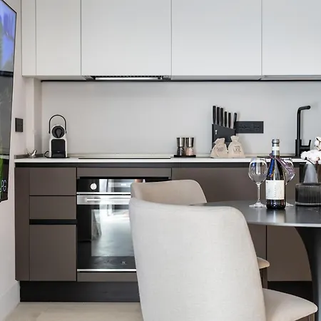 Luxurious 1br Azulis Suite#1 In Historical Centre * Olbia